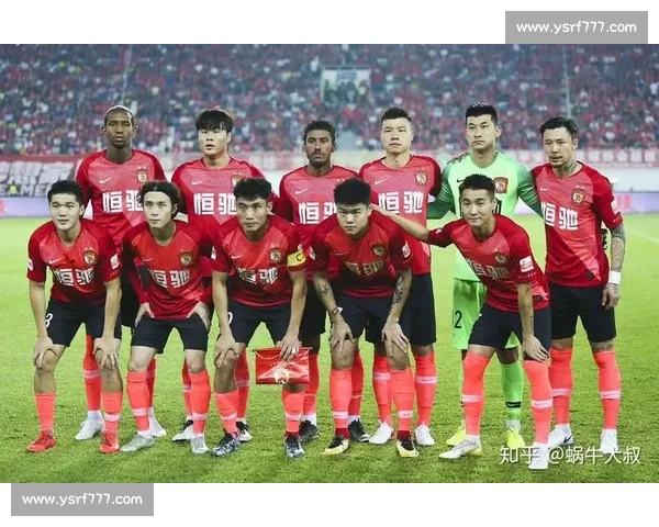 上港对阵大连焦点之战解析双方阵容走势与胜负关键前瞻赛季表现全面